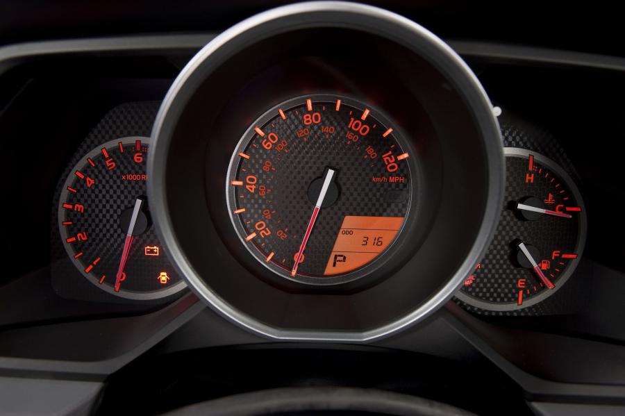  Toyota 4Runner 2010 года  (фото 41 из 84)